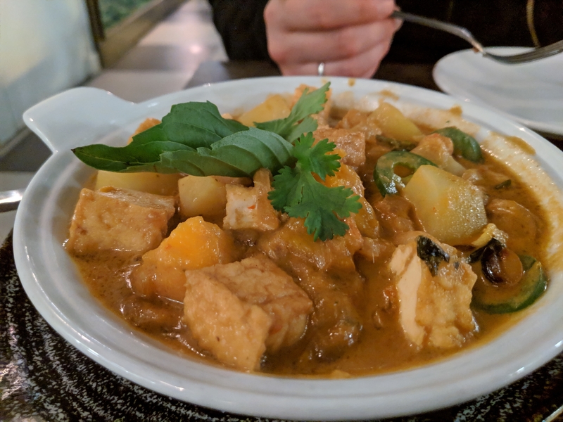 curry small.jpg